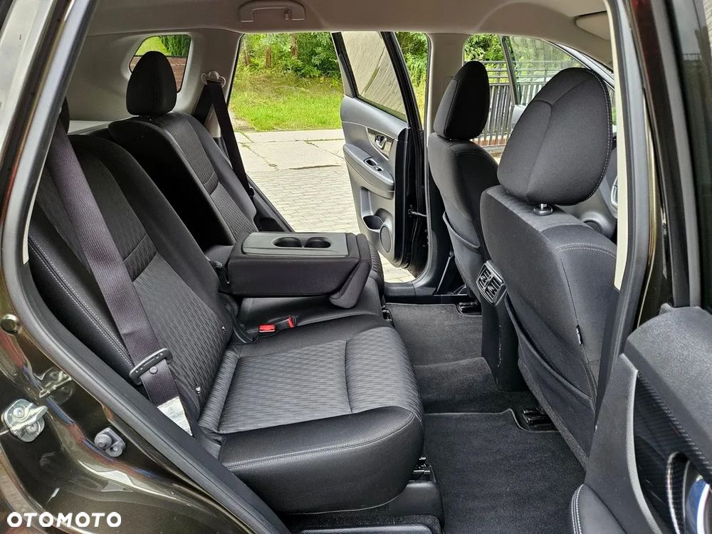 Nissan X-Trail 1.6 DIG-T N-Connecta 2WD - 22