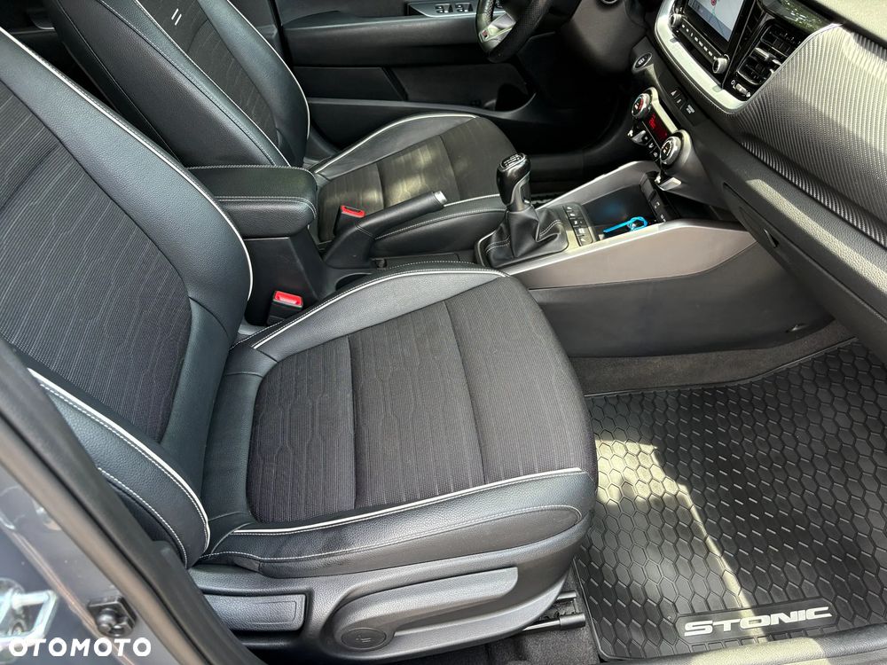 Kia Stonic 1.0 T-GDI MHEV GT Line - 18