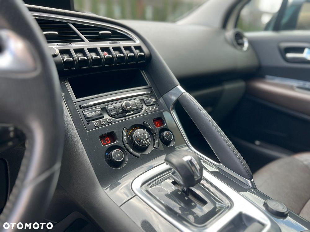 Peugeot 3008 2.0 HDi Premium+ - 5