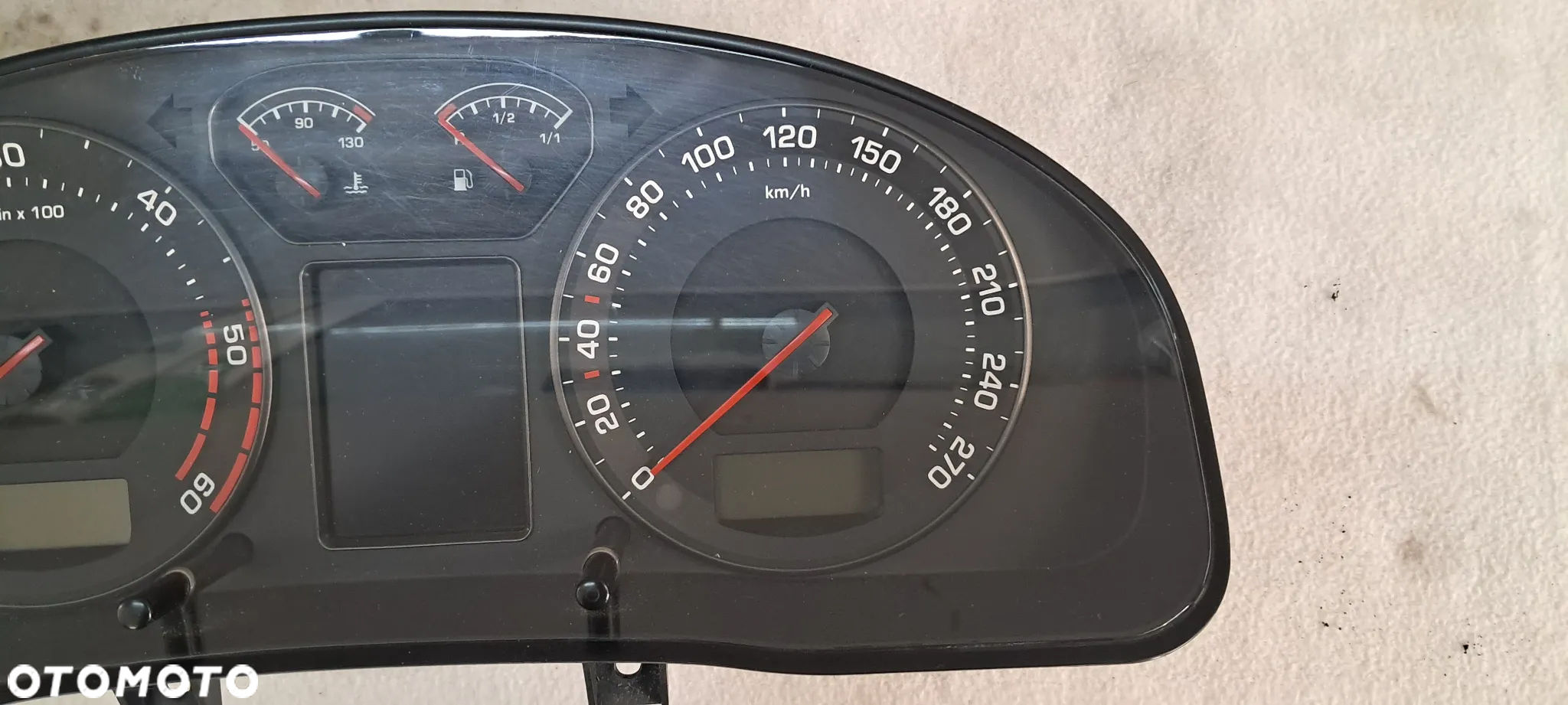 Licznik Zegar Skoda Superb I TDI FUL FIS 3U0920841A - 4