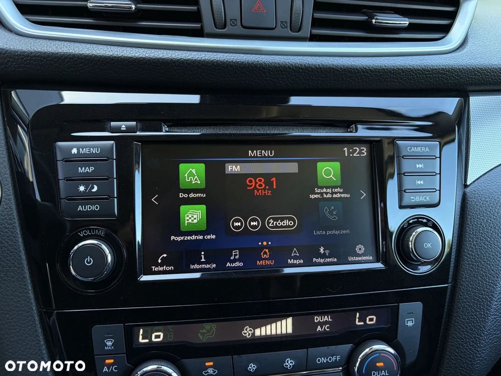 Nissan Qashqai 1.3 DIG-T N-Connecta - 25