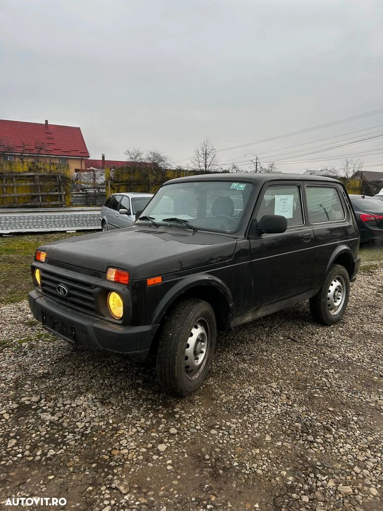 Lada Niva - 1