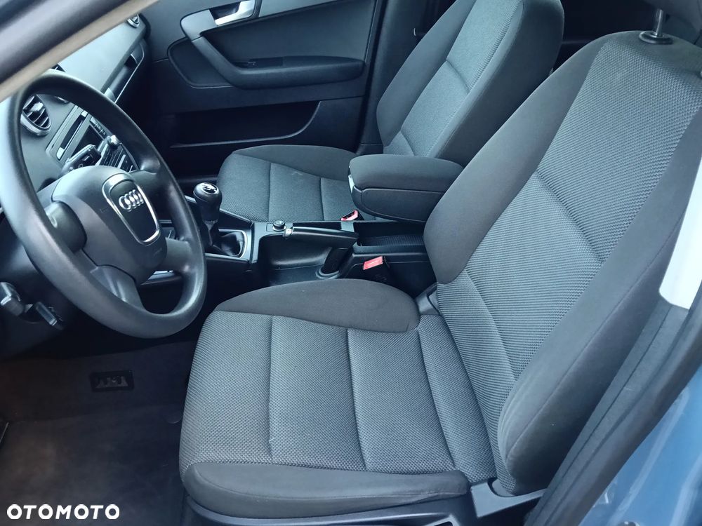 Audi A3 Sportback - 12