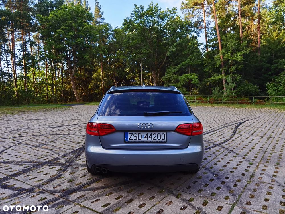 Audi A4 Avant - 6