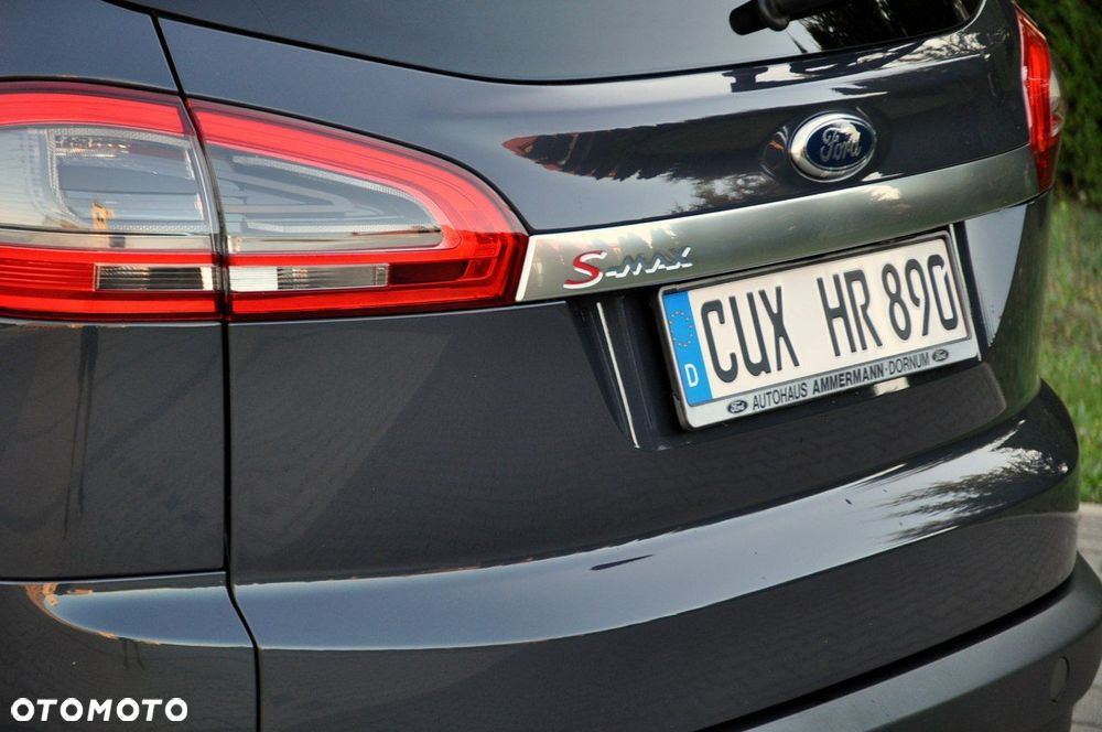 Ford S-Max - 16