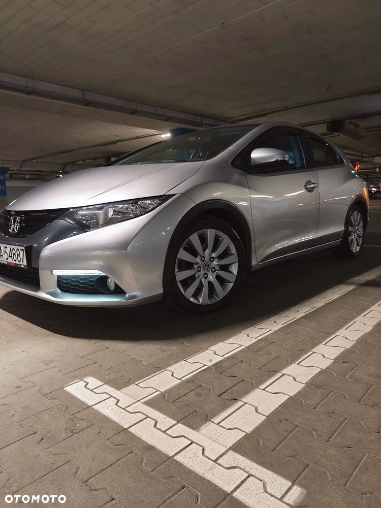 Honda Civic 1.8 i-VTEC Sport - 21