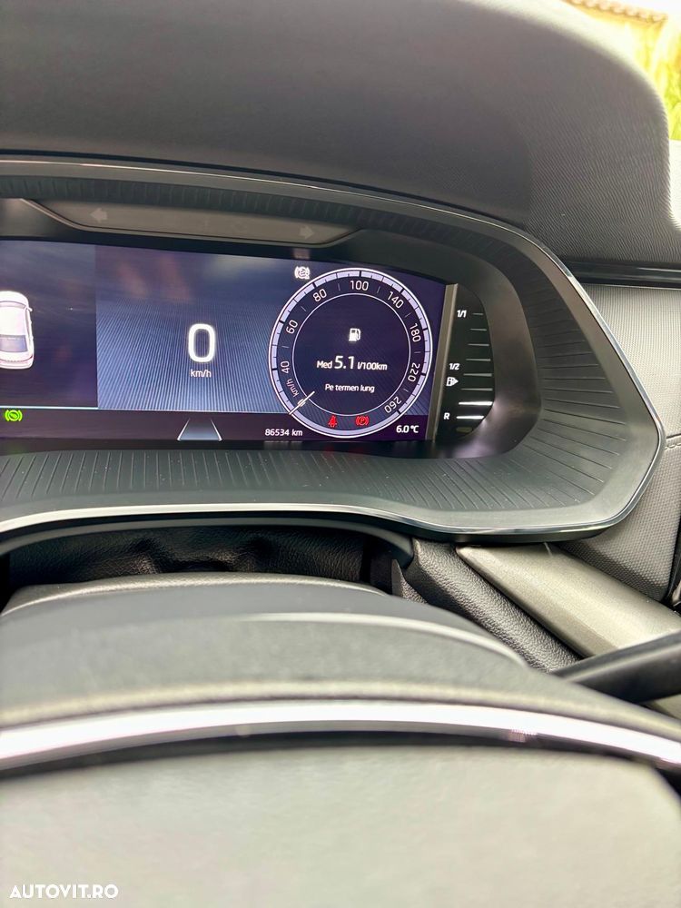 Skoda Octavia 2.0 TDI DSG Ambition - 3