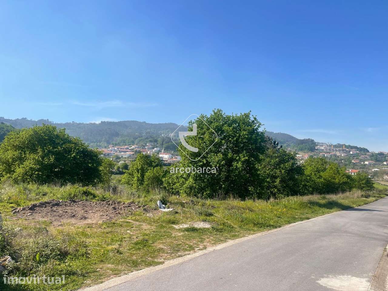 Terreno de 7130m2 c/viabilidade de construção em Guilhadeses - Arcos d - Grande imagem: 3/5