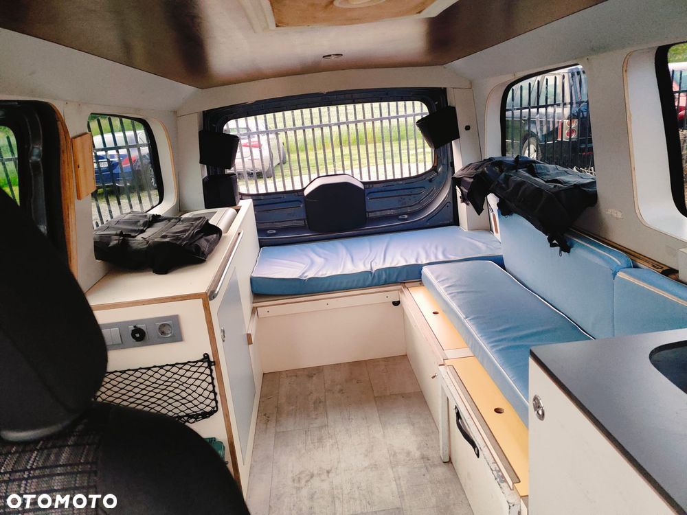 Mercedes-Benz Vito - 15