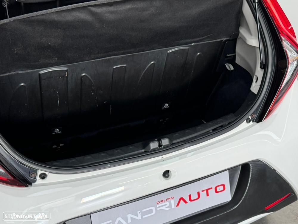 Toyota Aygo x-business - 17