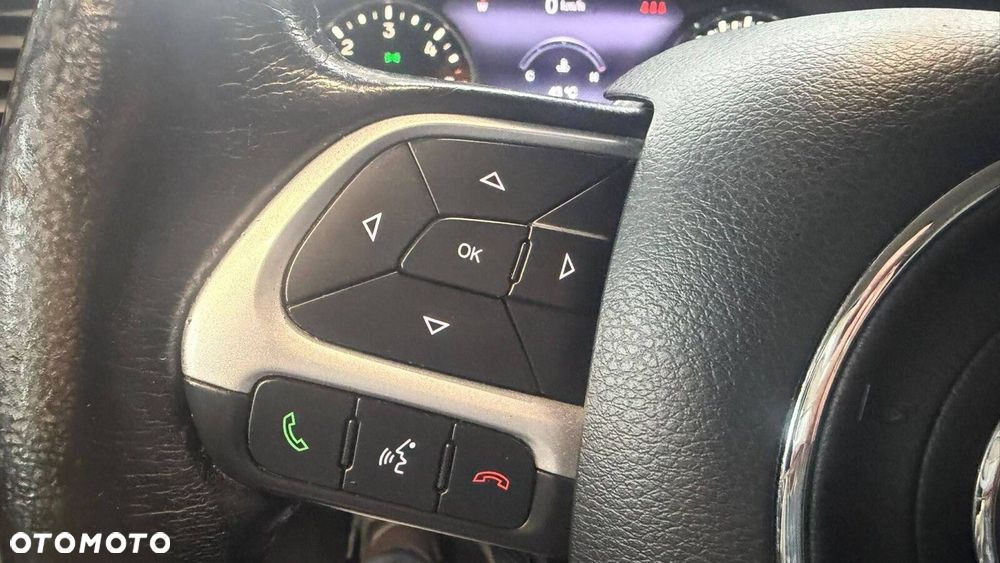 Jeep Renegade - 21