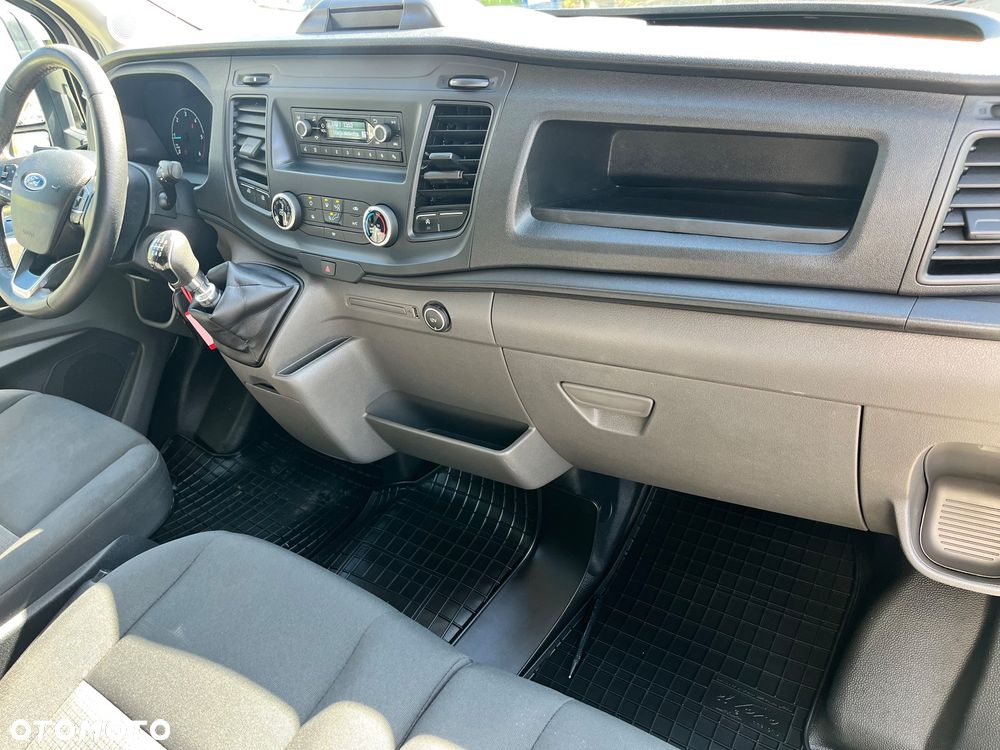 Ford Transit - 19