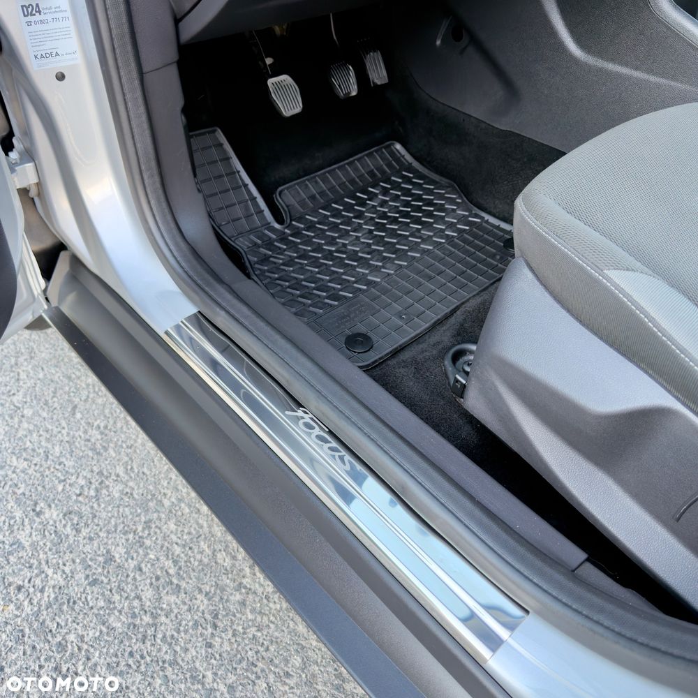 Ford Focus 1.6 Ti-VCT Trend - 10