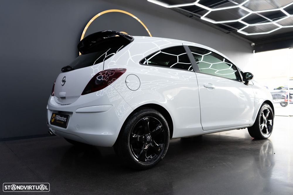 Opel Corsa 1.2 Go! FlexFuel - 4