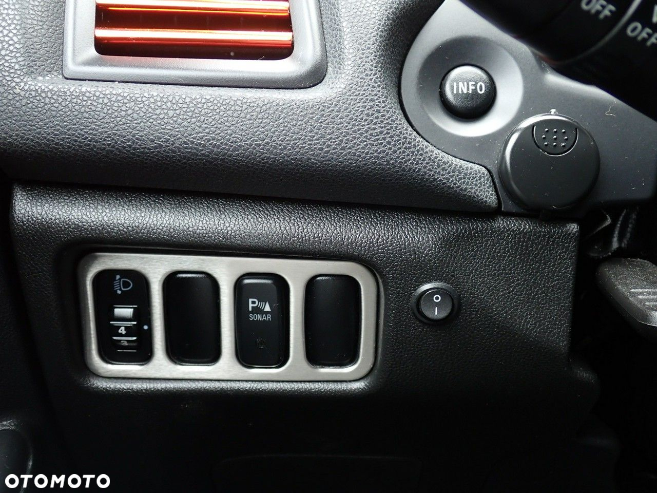 Mitsubishi ASX - 23