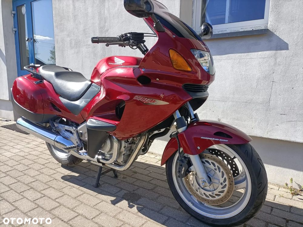 Honda NT - 9