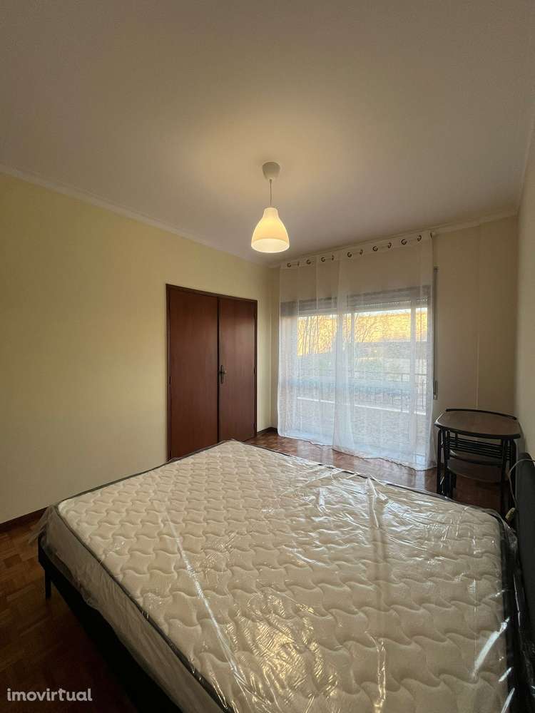 Quartos em apartamento à universidade do Minho - Grande imagem: 5/17