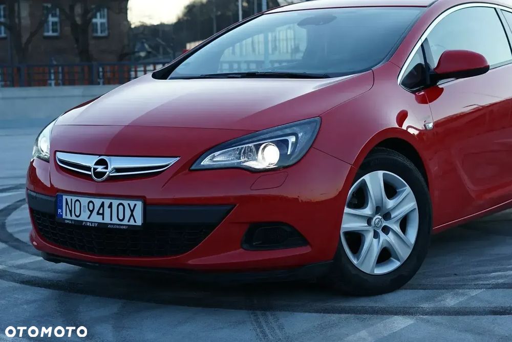 Opel Astra - 1