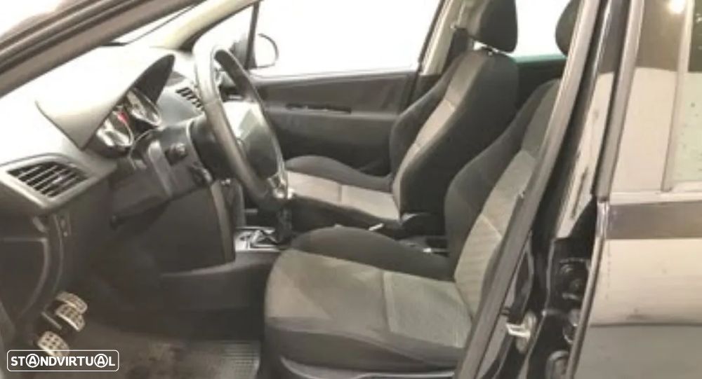 Peugeot 207 SW 1.4 VTi Sportium - 6