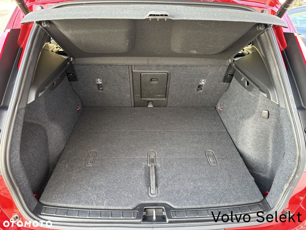 Volvo XC 40 2024
