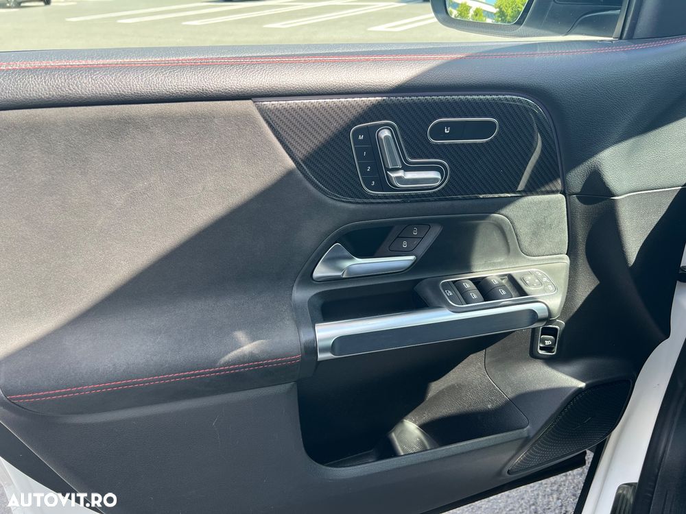 Mercedes-Benz GLB 250 4MATIC Aut. - 9