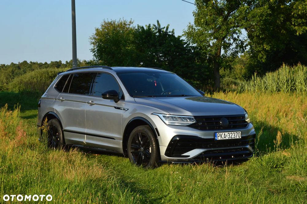 Volkswagen Tiguan - 1