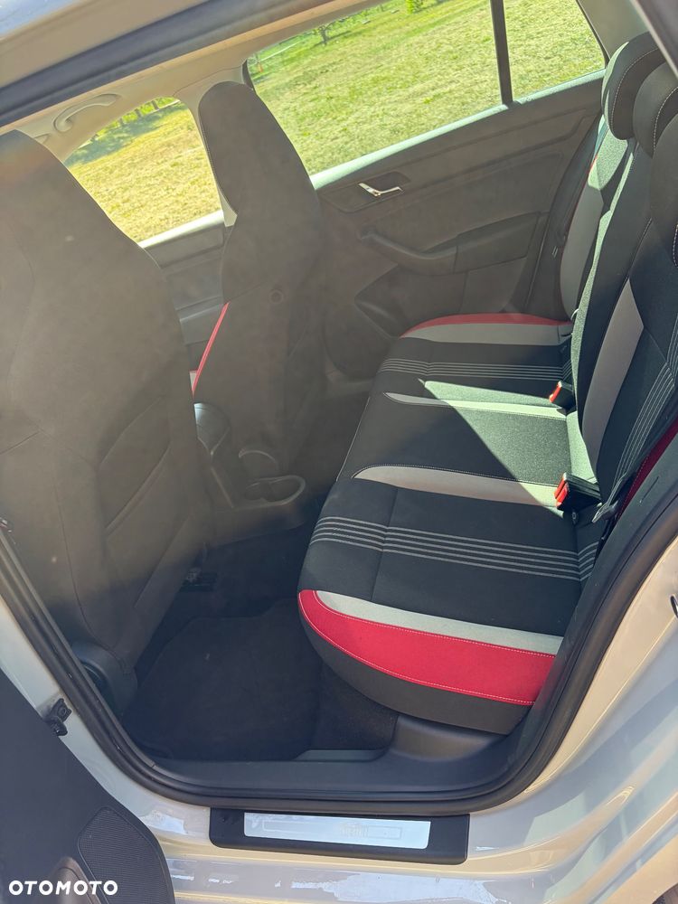 Skoda RAPID 1.6 TDI Monte Carlo - 8