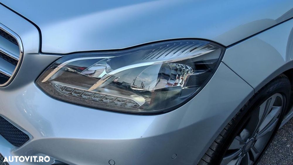Mercedes-Benz E 220 CDI DPF BlueEFFICIENCY 7G-TRONIC Avantgarde - 27