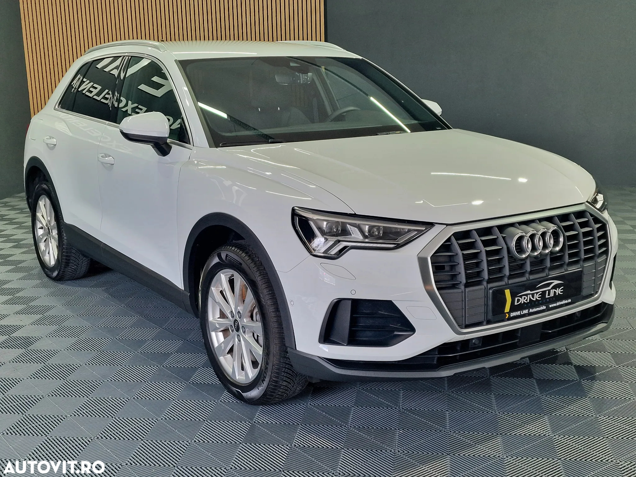 Audi Q3 1.4 45 TFSI e PHEV S Line - 4