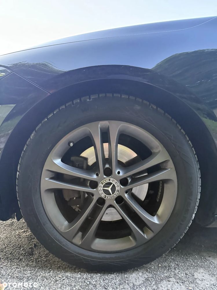 Mercedes-Benz CLA 200 7G-DCT - 16