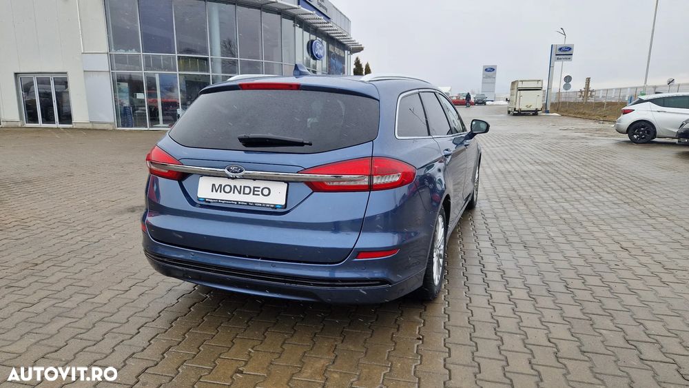 Ford Mondeo 2.0 TDCI Aut. Trend - 10