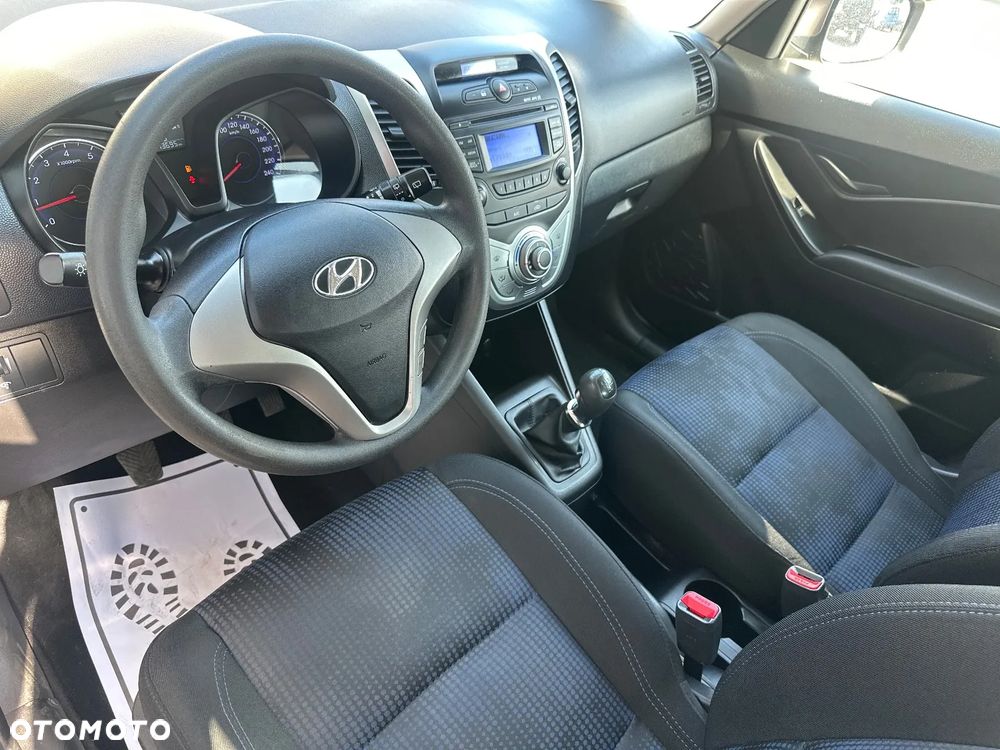 Hyundai ix20 1.4 blue Comfort - 17