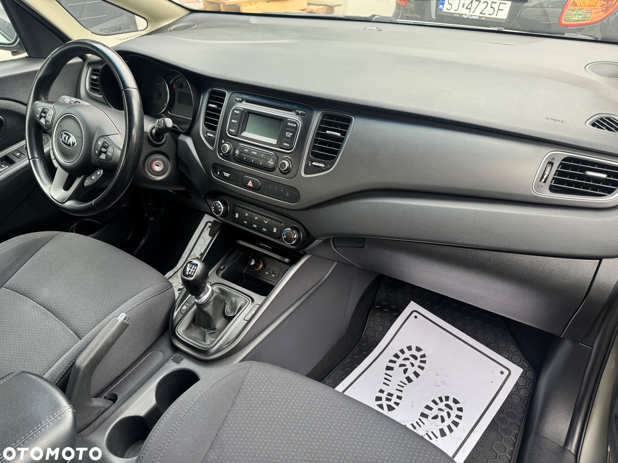 Kia Carens 1.6 GDI ISG Spirit - 9