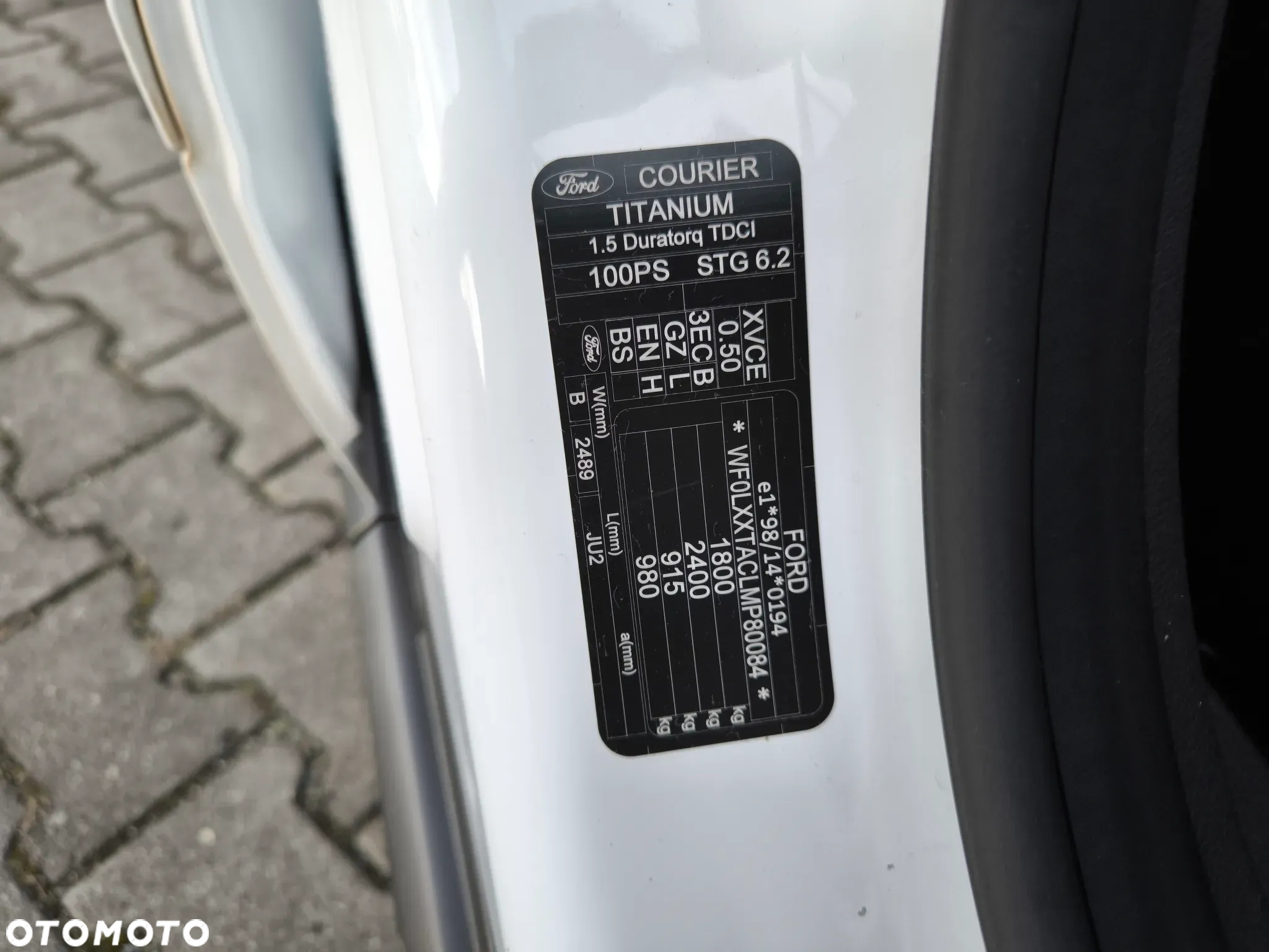 Ford Tourneo Courier 1.5 TDCi Titanium - 10