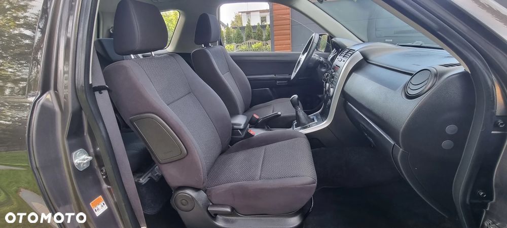 Suzuki Grand Vitara - 19