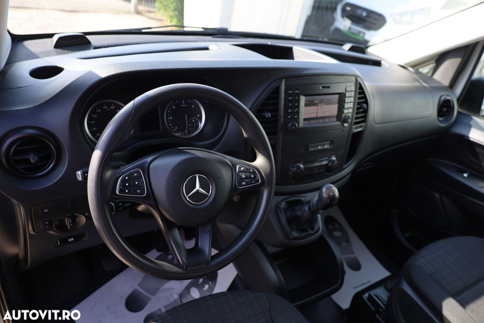 Mercedes-Benz Vito - 16
