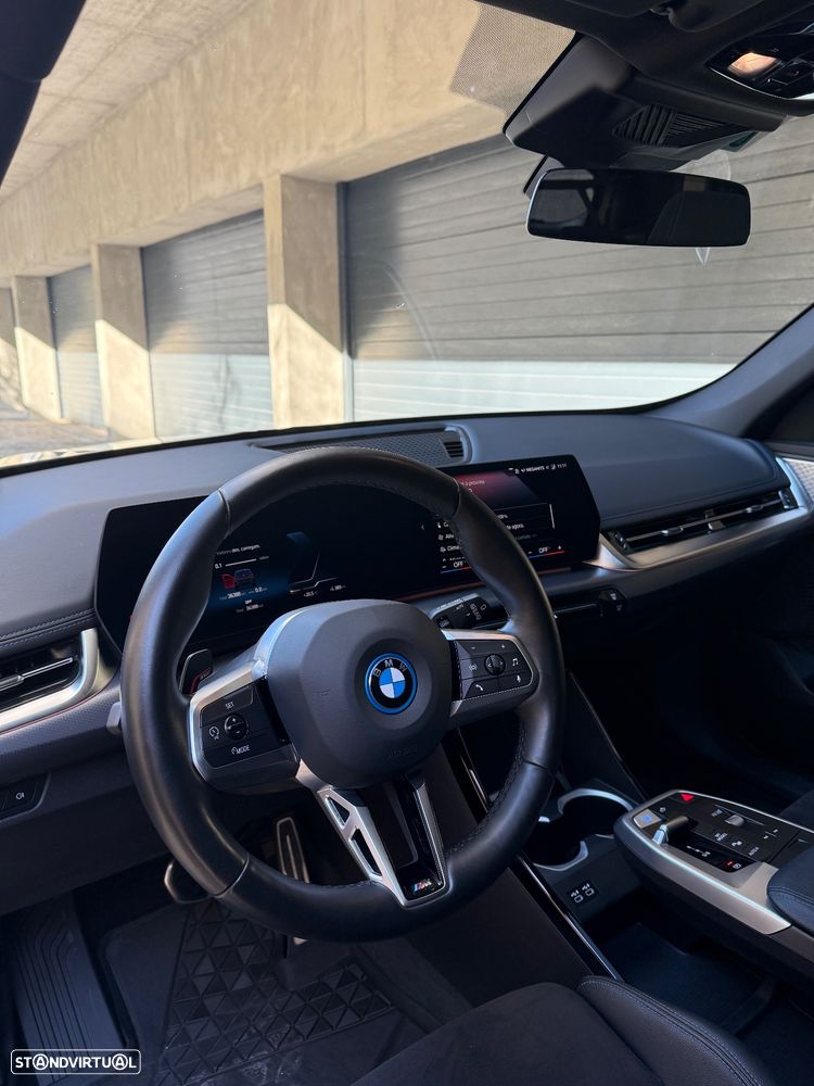 BMW iX1 xDrive30 Pack Desportivo M Pro - 8