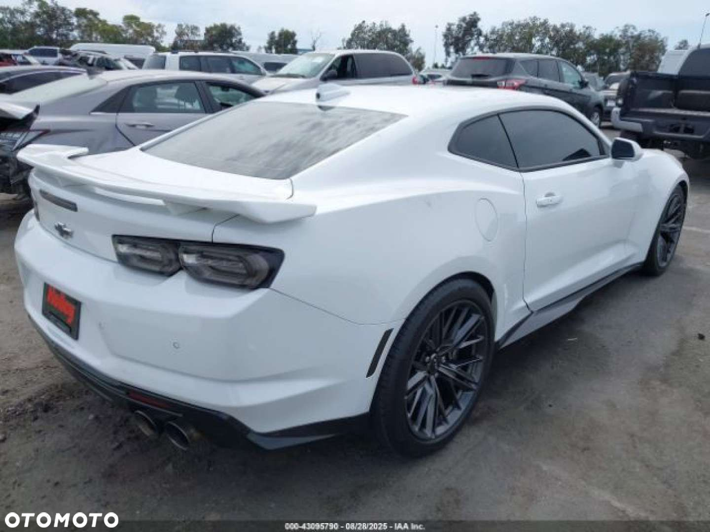 Chevrolet Camaro - 11