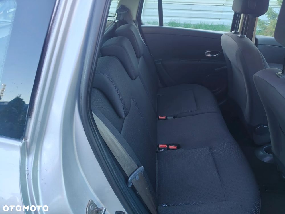 Renault Clio 1.2 TCE Authentique - 23