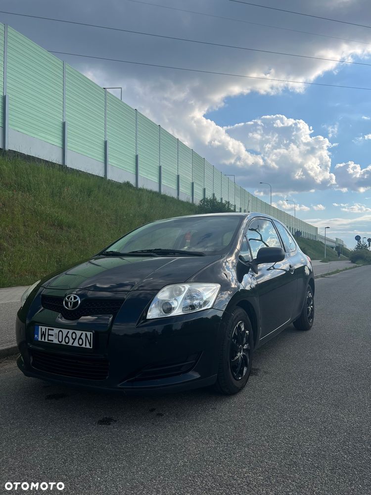 Toyota Auris 1.4 D-4D Luna - 1