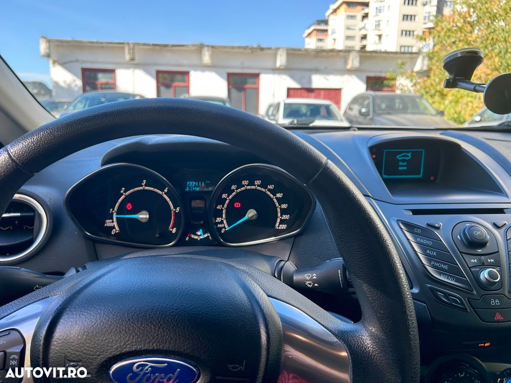 Ford Fiesta - 8