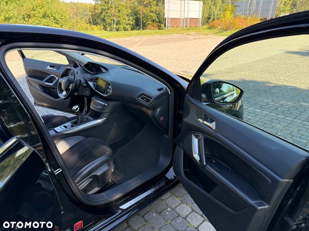 Peugeot 308 2.0 Blue HDi Allure S&S - 13