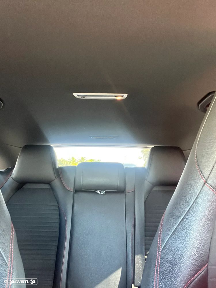Mercedes-Benz CLA 180 d Shooting Brake AMG Line - 15