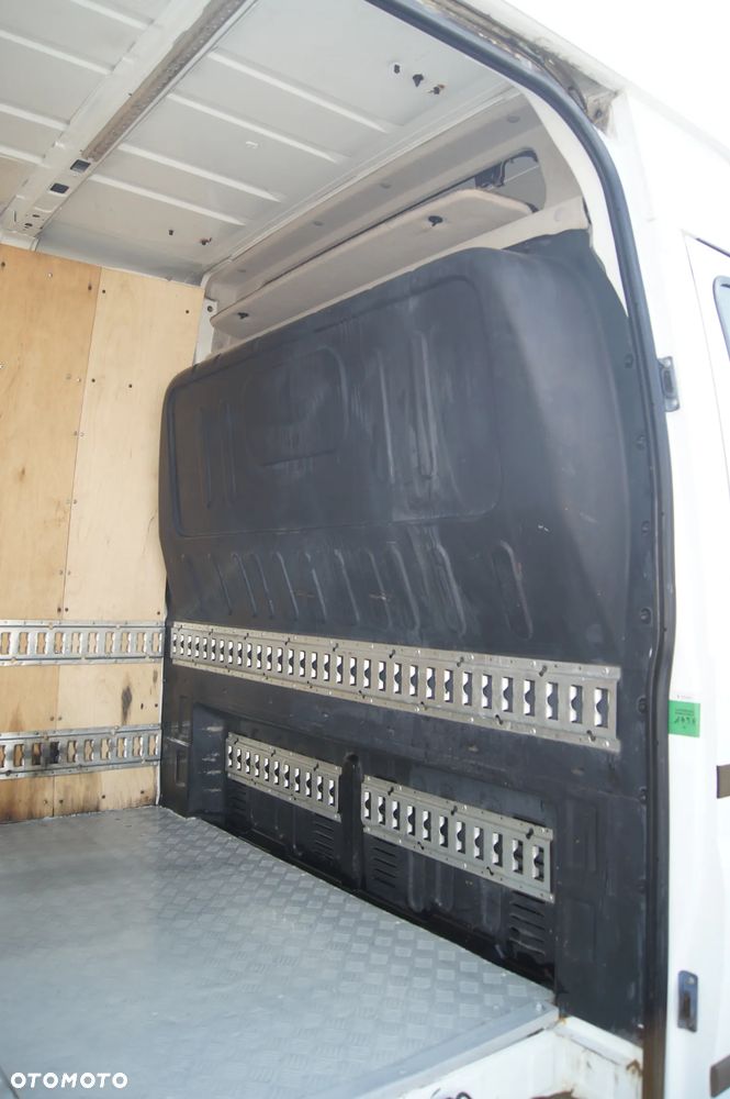 Ford Transit - 14