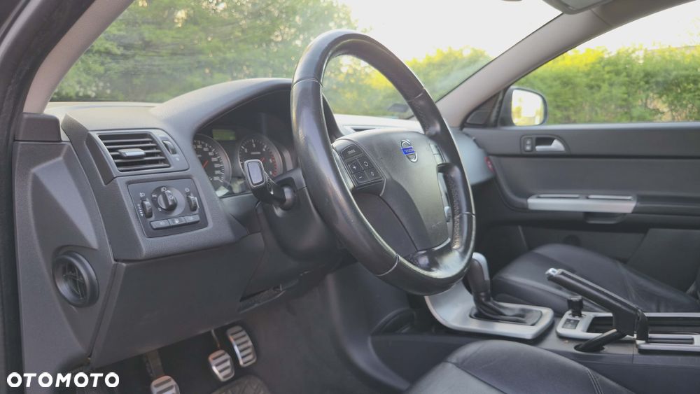 Volvo V50 1.6D DPF DRIVe Momentum - 11