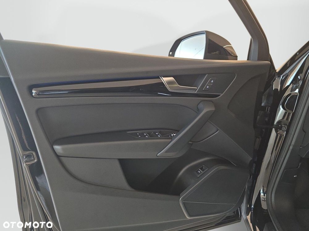 Audi Q5 Sportback - 16