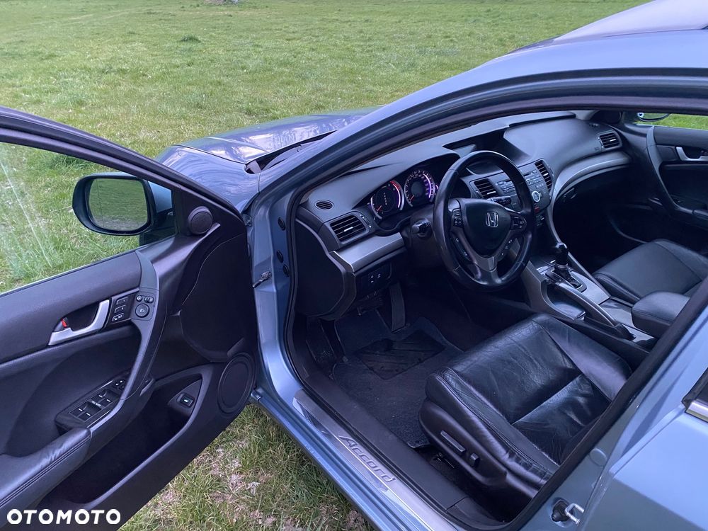 Honda Accord 2.2d Executive - 13