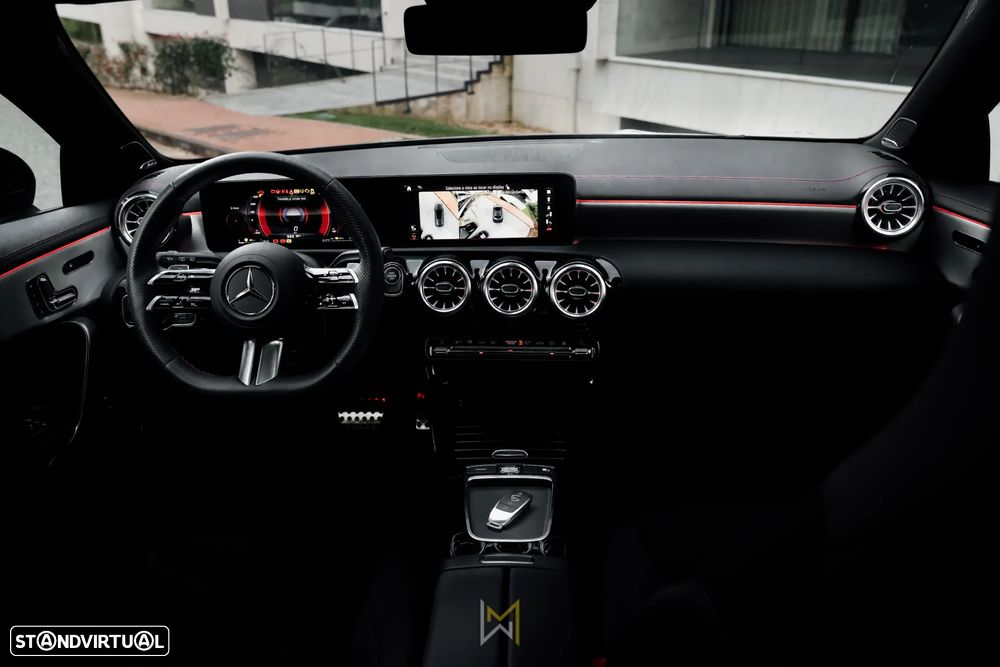 Mercedes-Benz CLA 250 e Shooting Brake AMG Line - 3