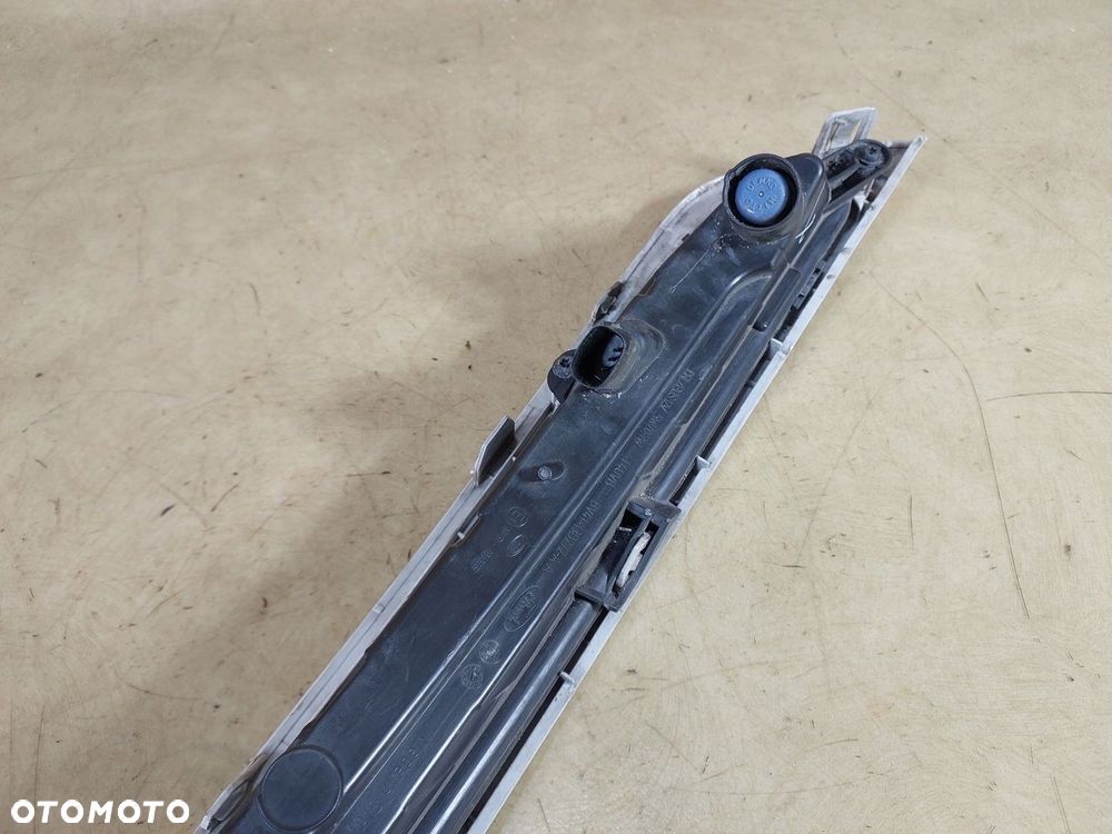 KUGA MK1 LED DRL PRAWY PRZÓD BV4113D272AA - 6