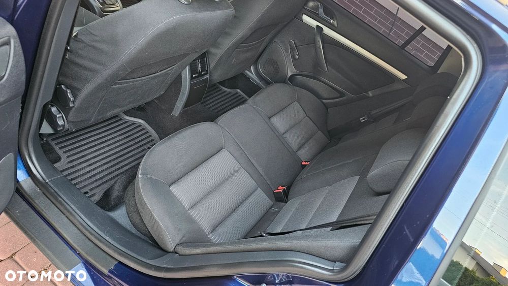 Skoda Octavia 1.6 Automatik Ambiente - 28